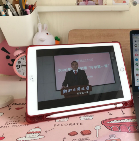 皇冠体育