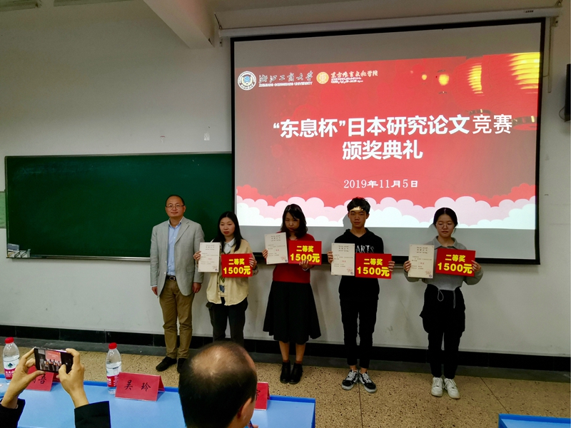 皇冠体育