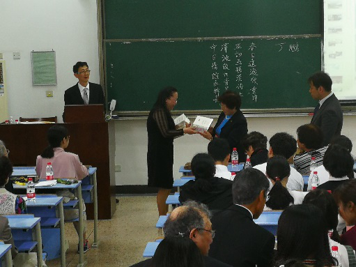 皇冠体育