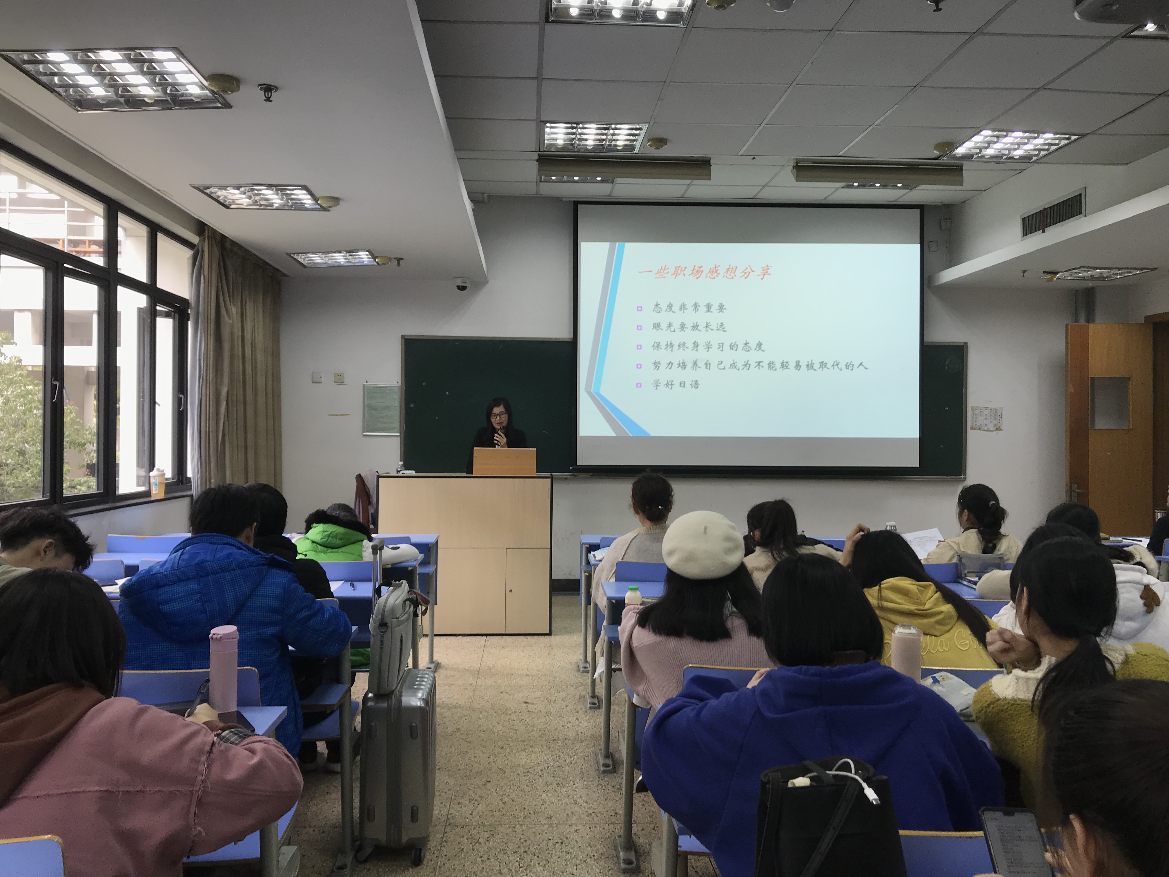 皇冠体育