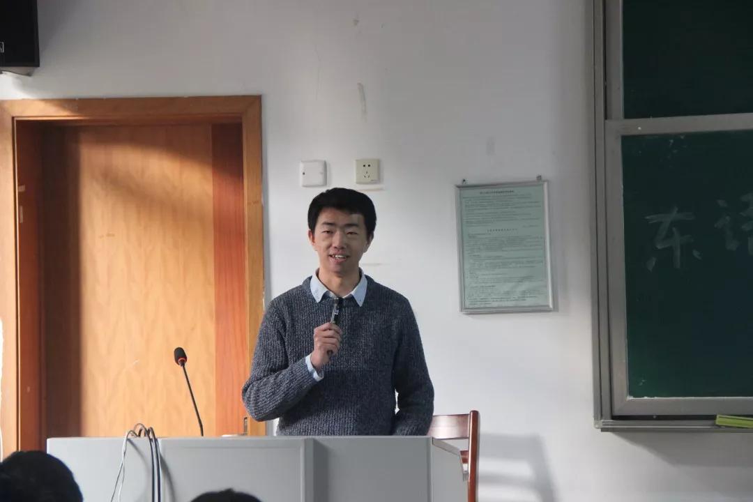 皇冠体育