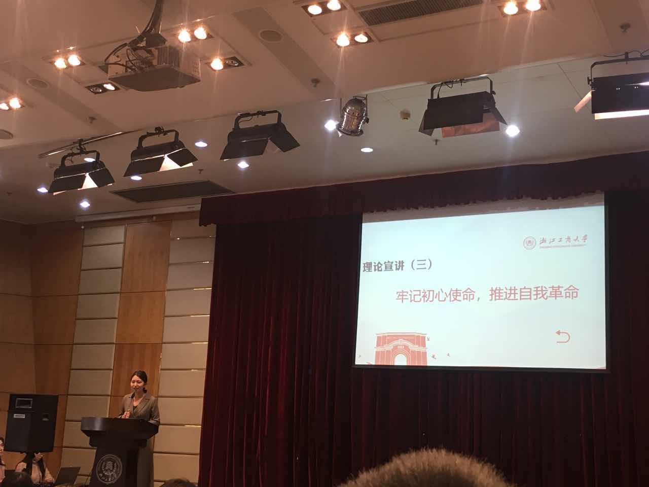 皇冠体育