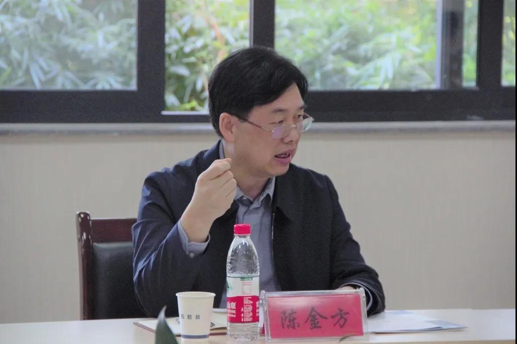 皇冠体育