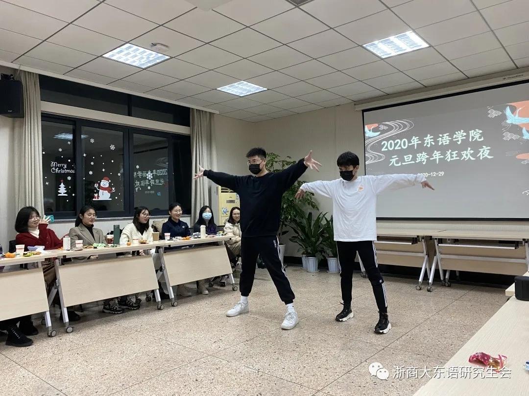 皇冠体育