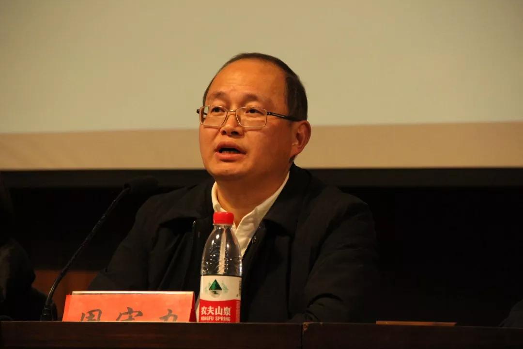 皇冠体育