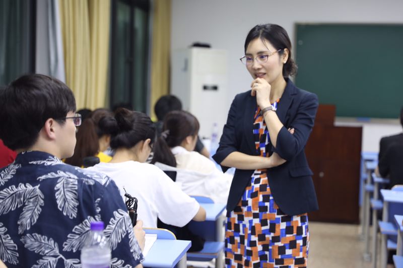 皇冠体育
