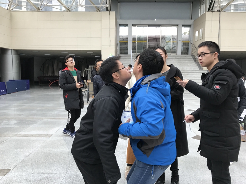 皇冠体育