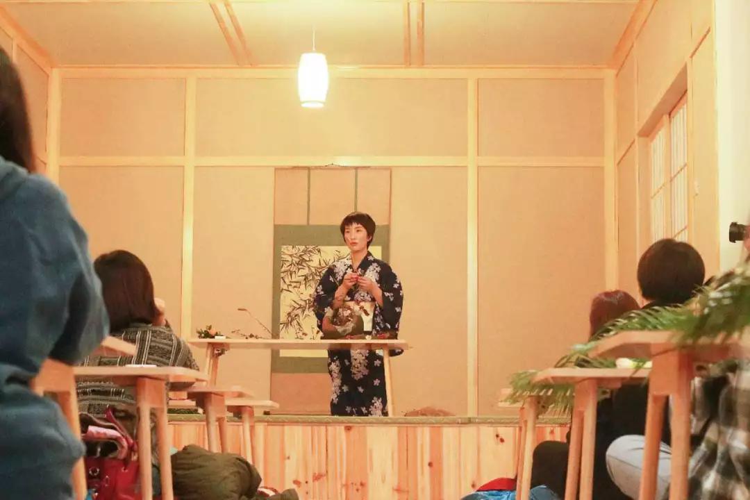 皇冠体育