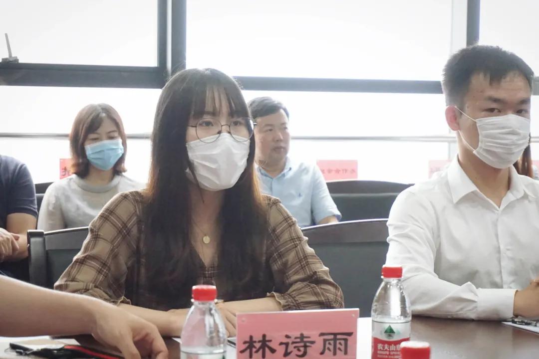皇冠体育