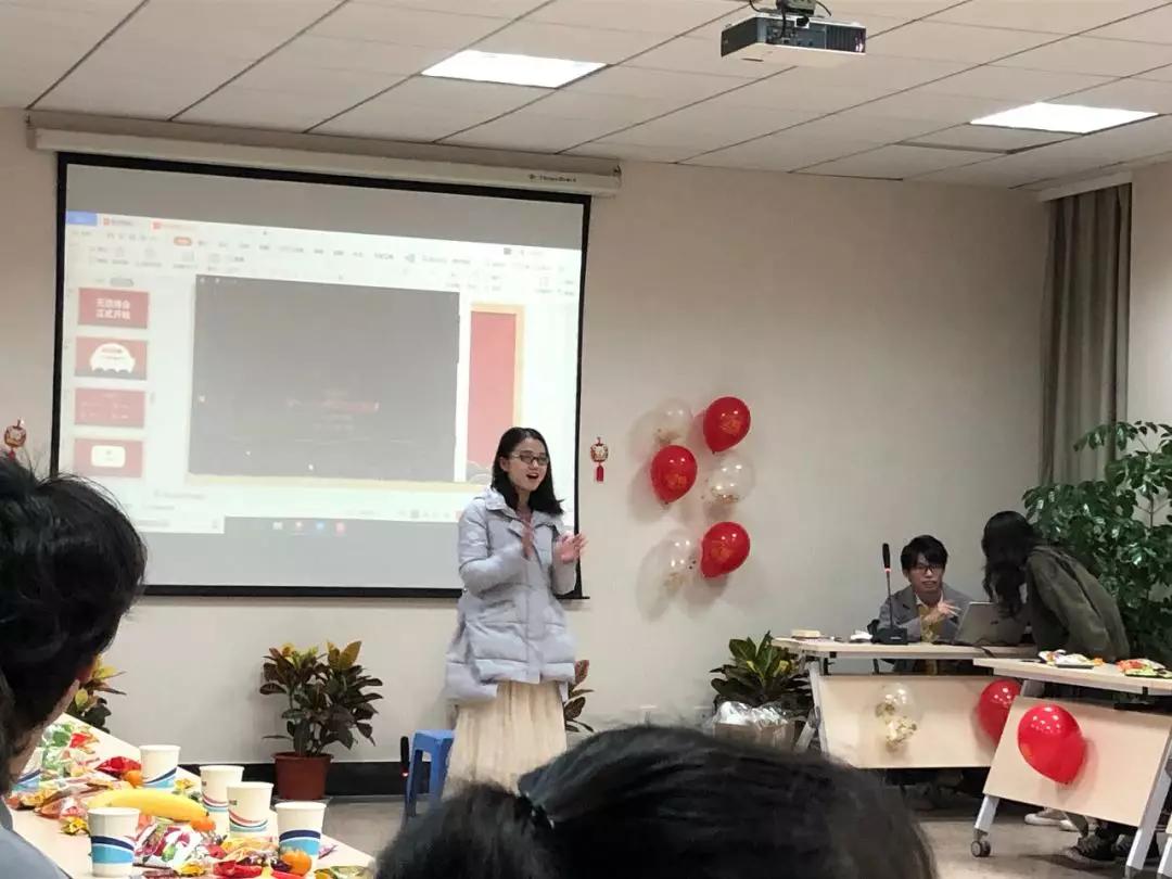 皇冠体育