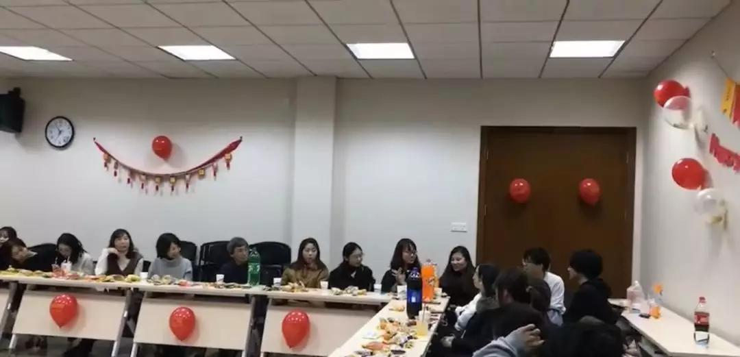 皇冠体育