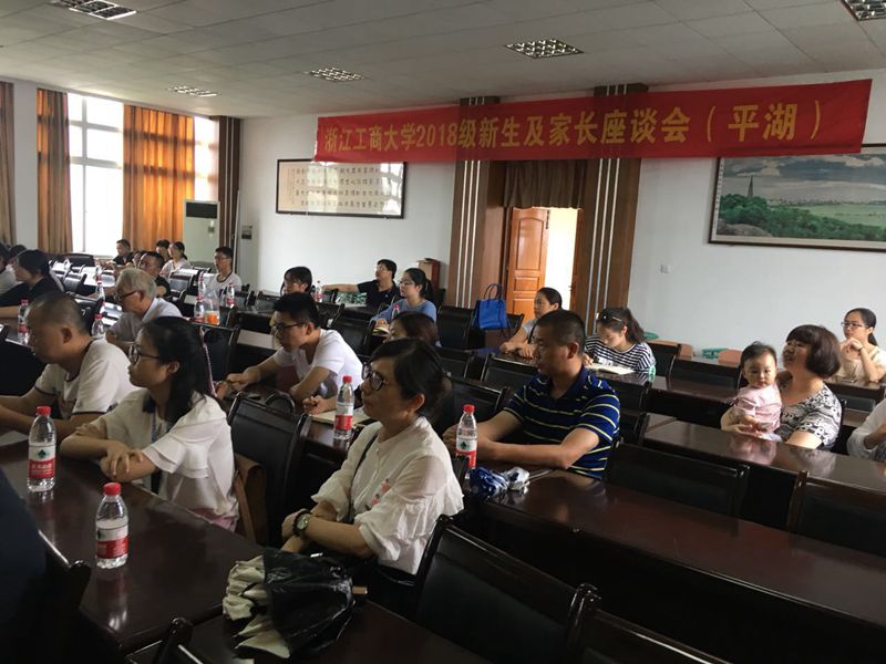 皇冠体育