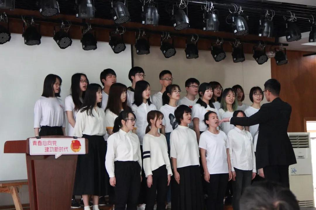 皇冠体育