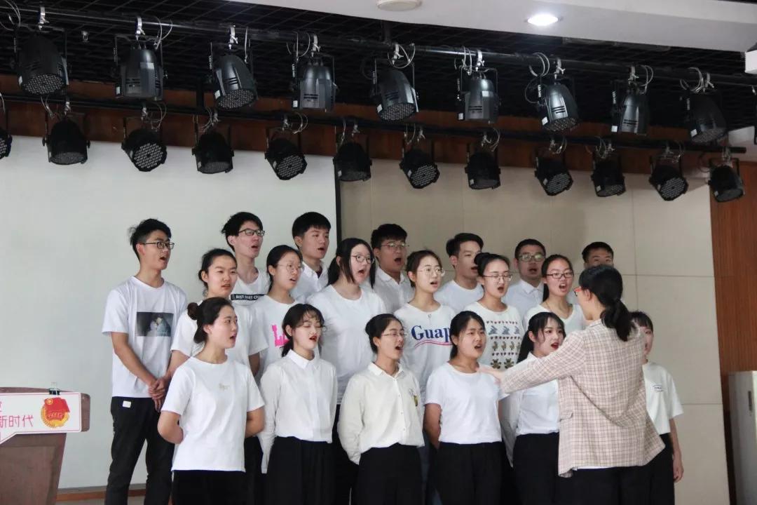 皇冠体育