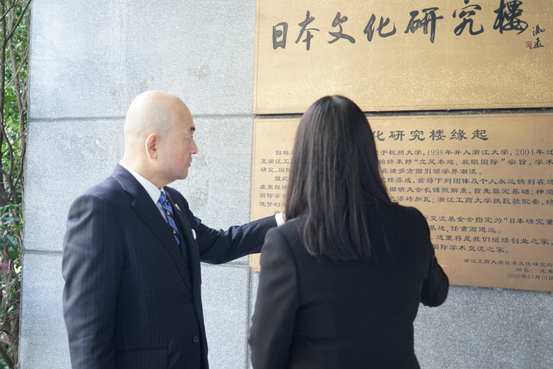 皇冠体育