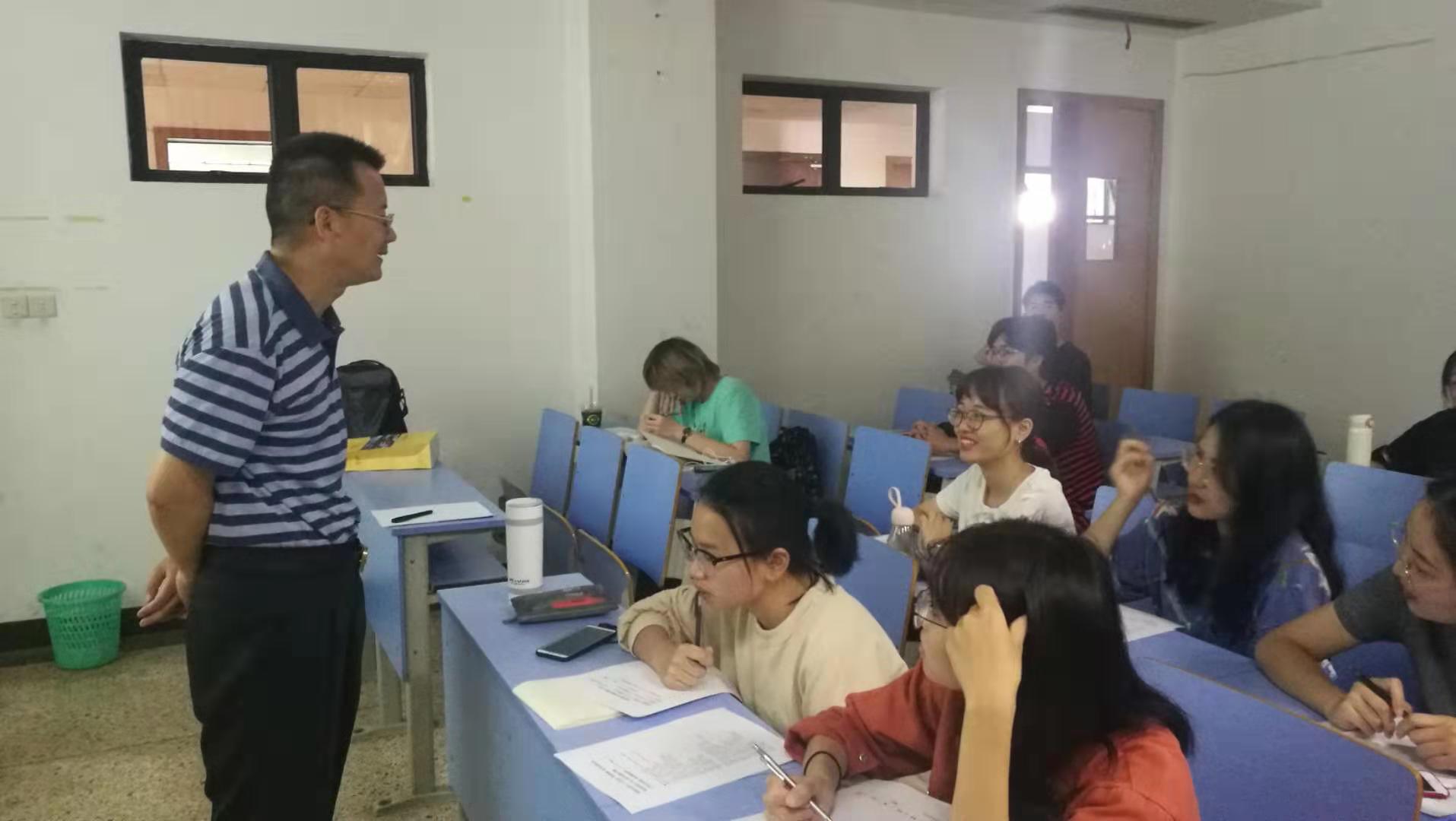 皇冠体育
