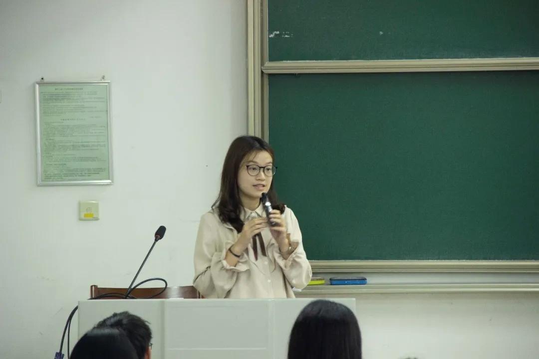 皇冠体育